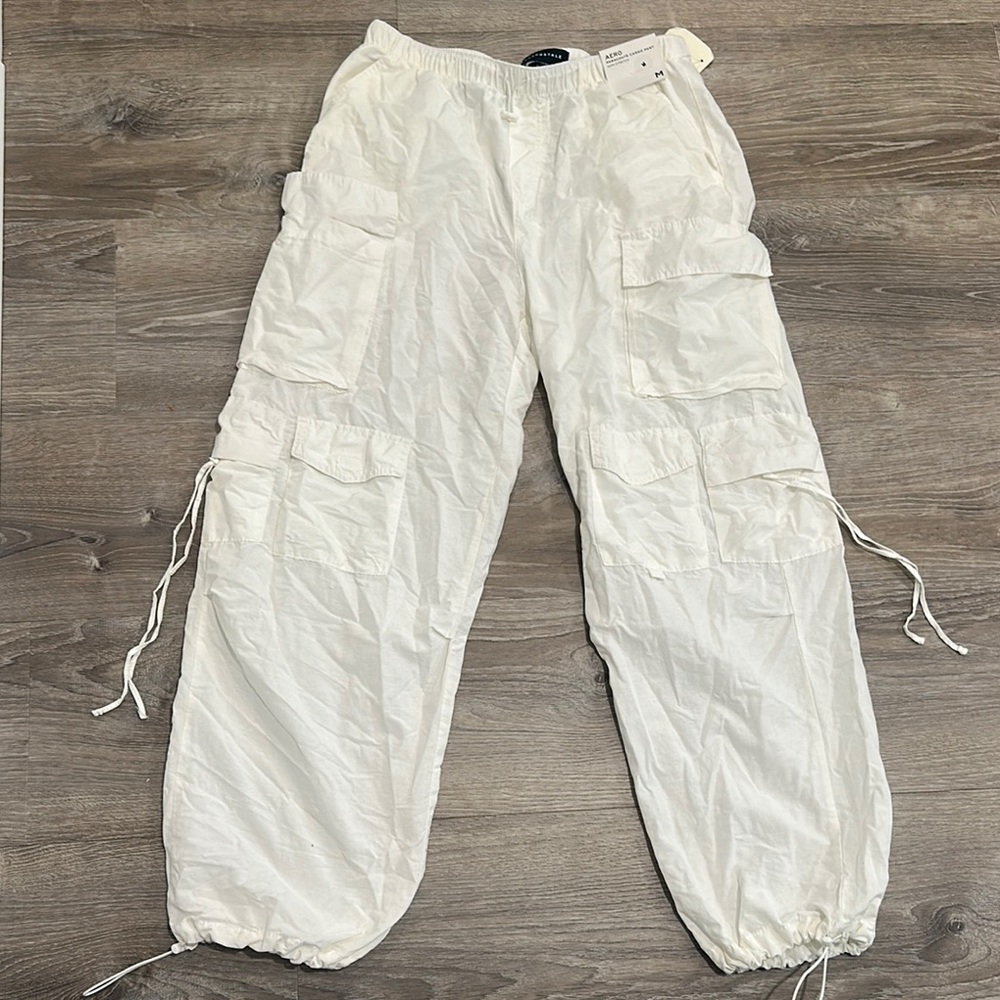Aeropostale White Cargo Pants